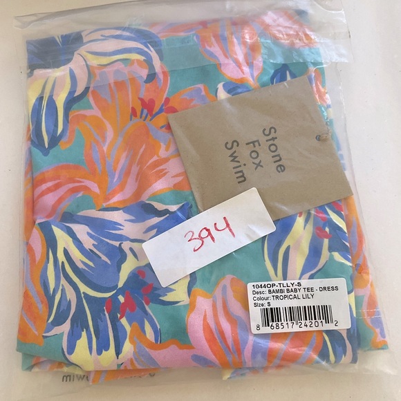Stone Fox Mini Dress Women’s Size Small Swim Bambi Baby Tee Dress Tropical Lily - Picture 8 of 9